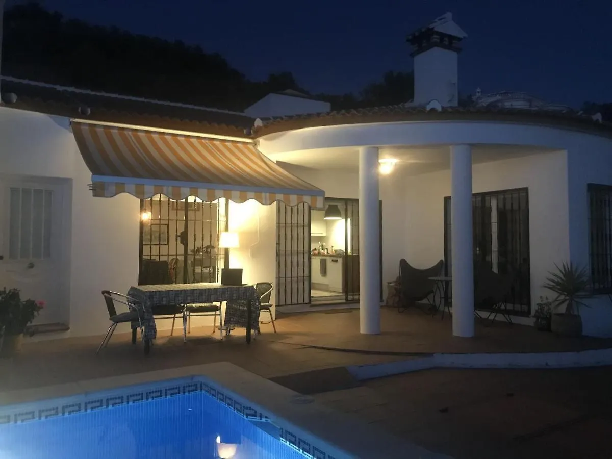 Belvilla By Oyo Villa In Arenas With Private Pool Arenas (Malaga)